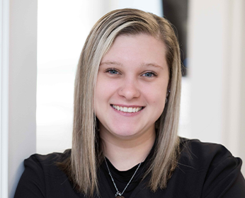 Lindsey, Insurance Coordinator handling patient dental claims in Granville, OH