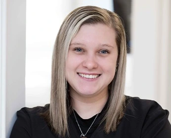Lindsey, Insurance Coordinator handling patient dental claims in Granville, OH